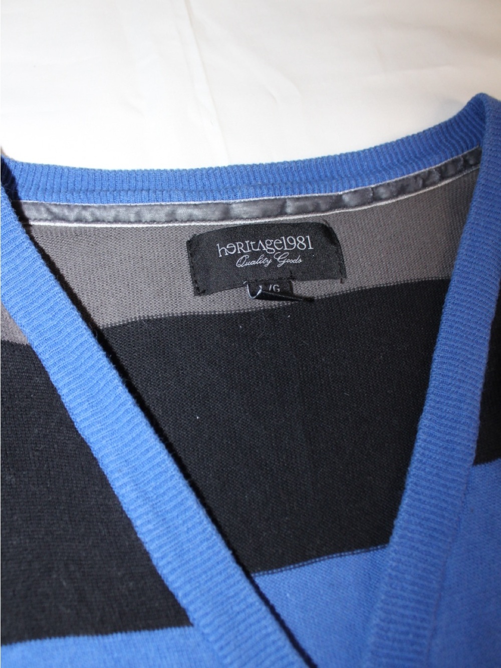 Heritage 1981 Black, Gray & Blue Striped V-Neck Cardigan
